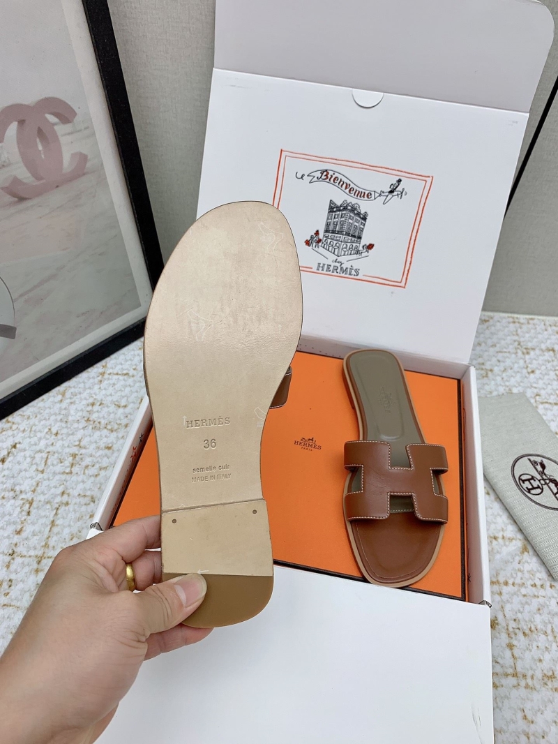 H**me5 slippers
